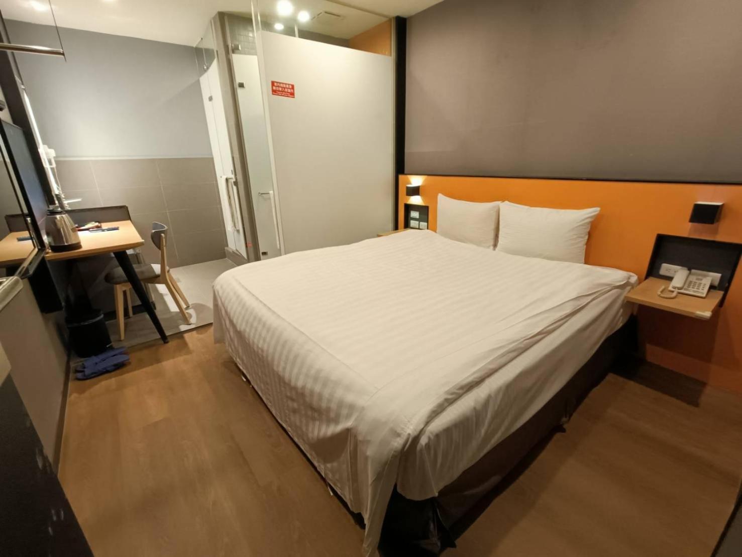 Walker-Taoyuan Hotel Екстериор снимка