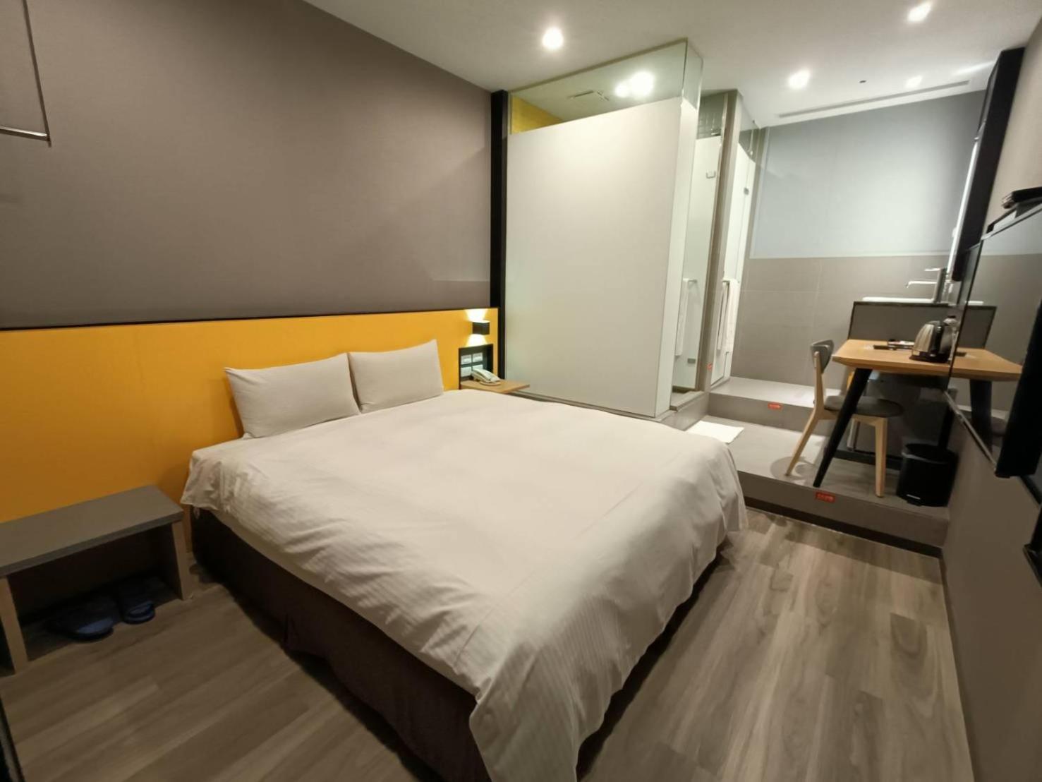 Walker-Taoyuan Hotel Екстериор снимка