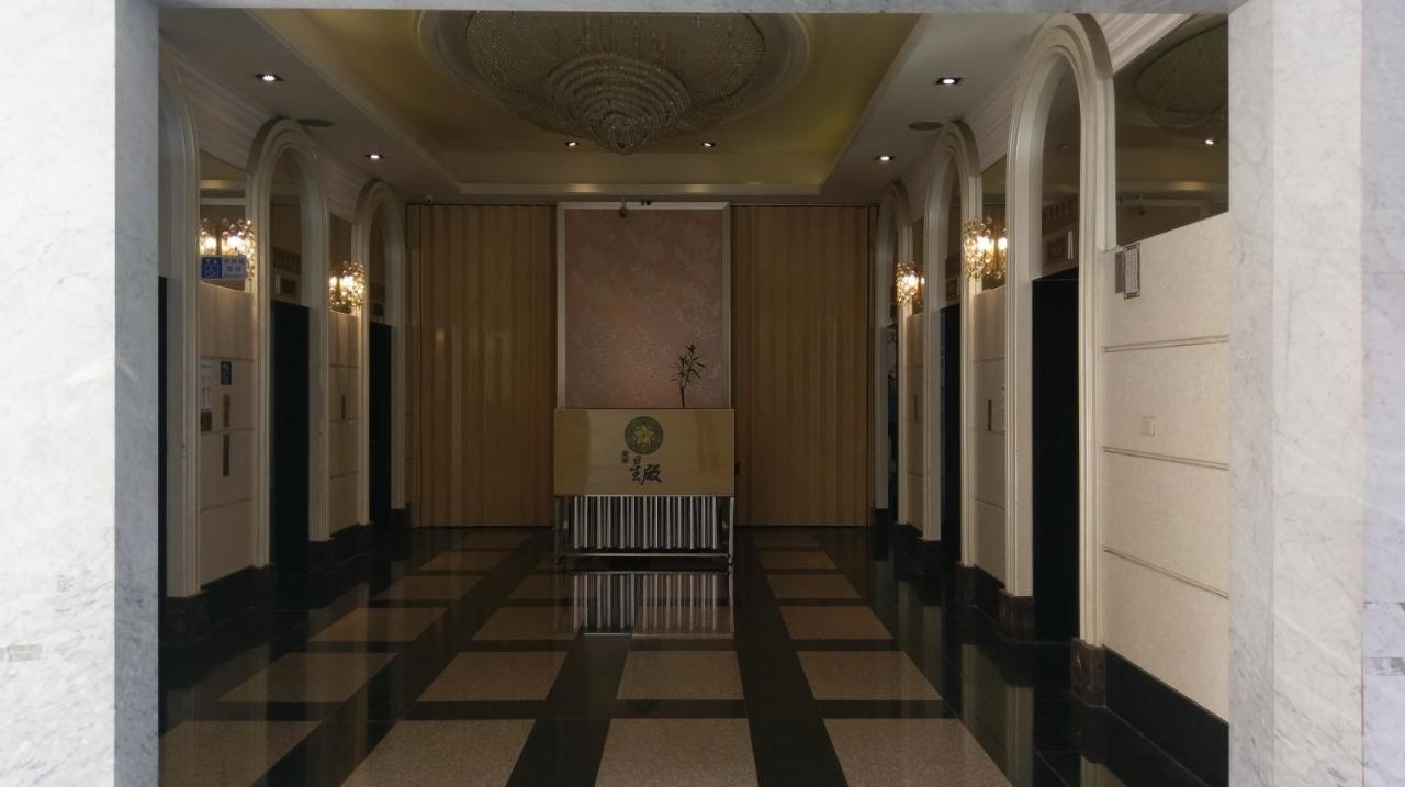 Walker-Taoyuan Hotel Екстериор снимка