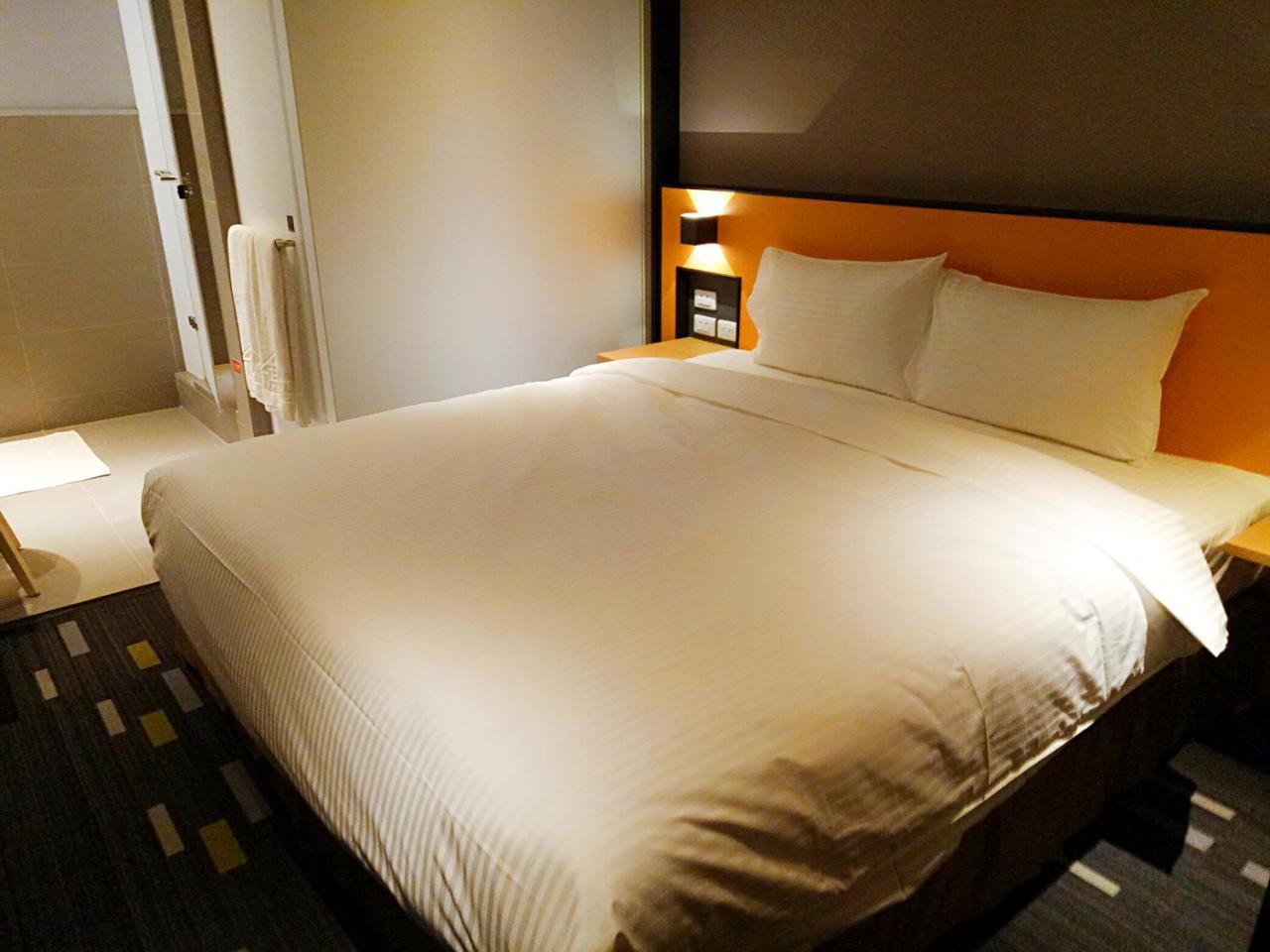 Walker-Taoyuan Hotel Екстериор снимка
